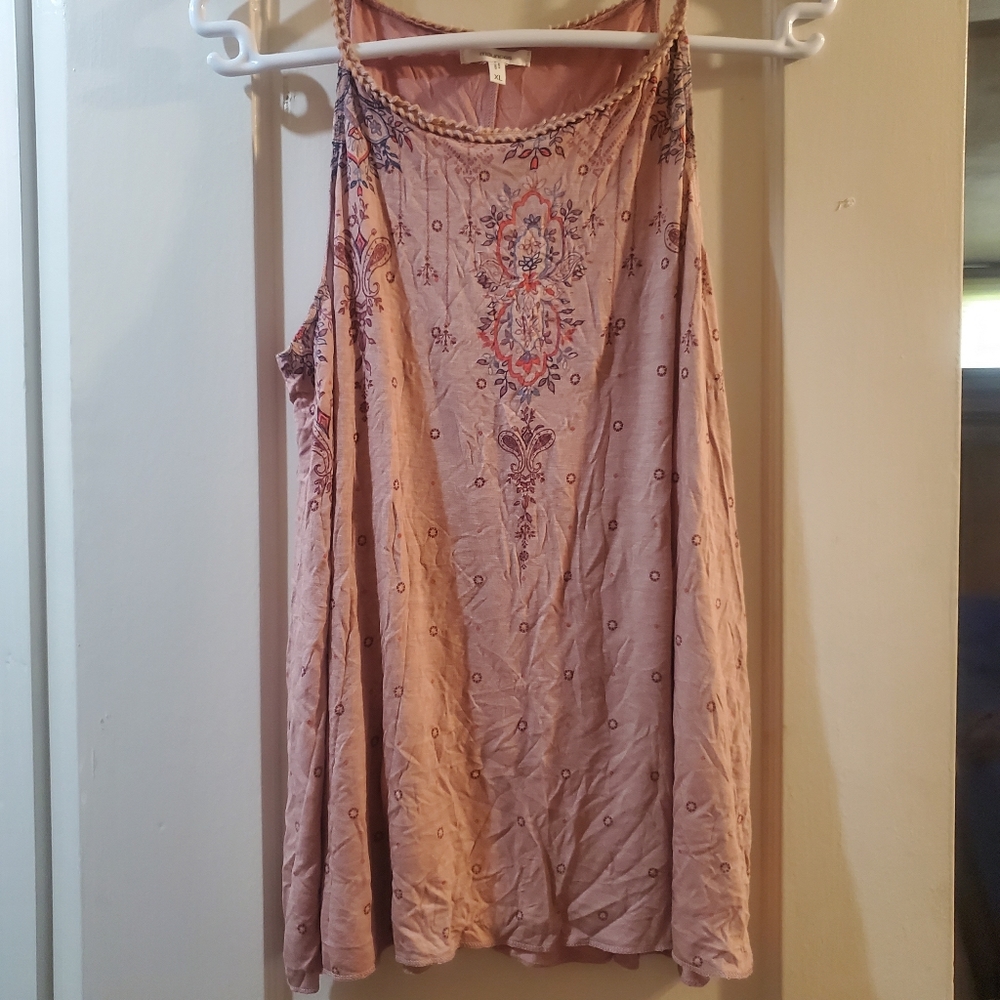 Maurices size large tank
